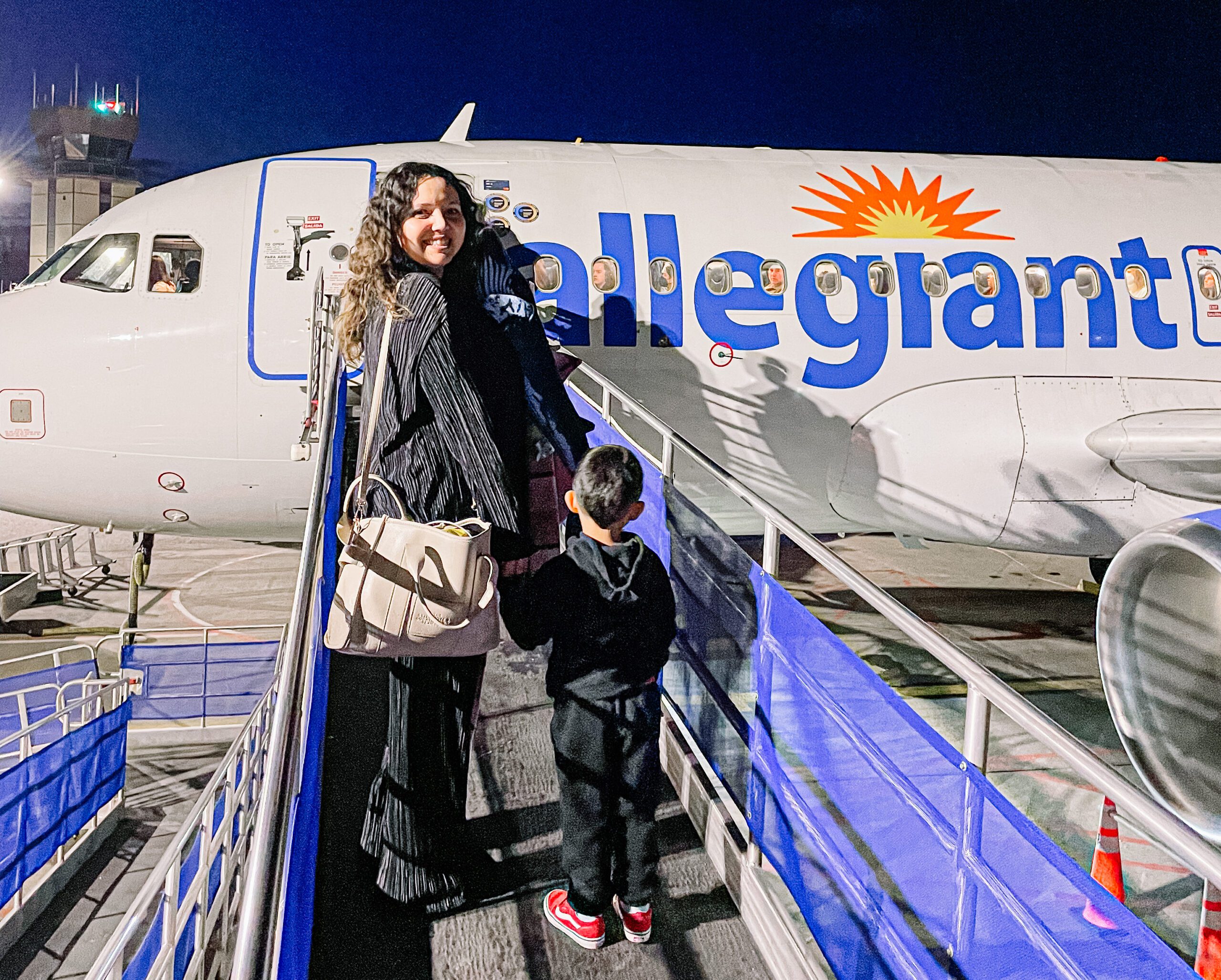 Should you fly with Allegiant Airlines? My Honest Review